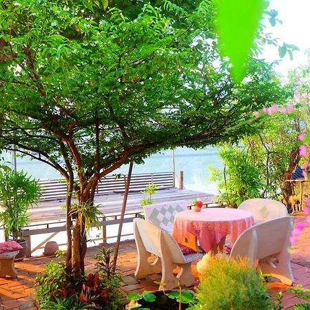 Bed and Breakfast Loy Manee House Ayutthaya Exteriér fotografie