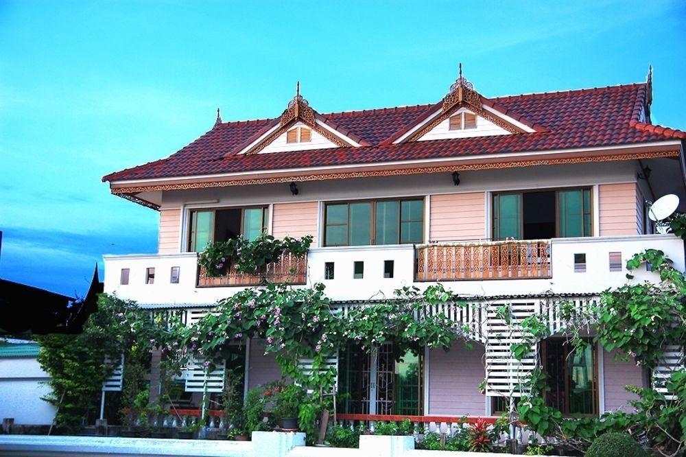 Bed and Breakfast Loy Manee House Ayutthaya Exteriér fotografie