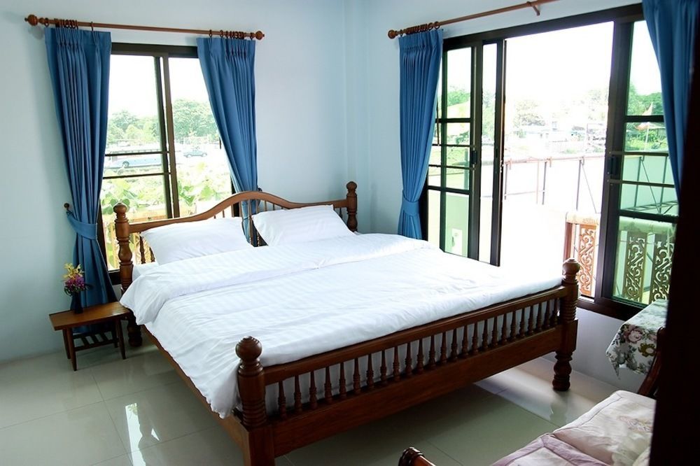 Bed and Breakfast Loy Manee House Ayutthaya Exteriér fotografie