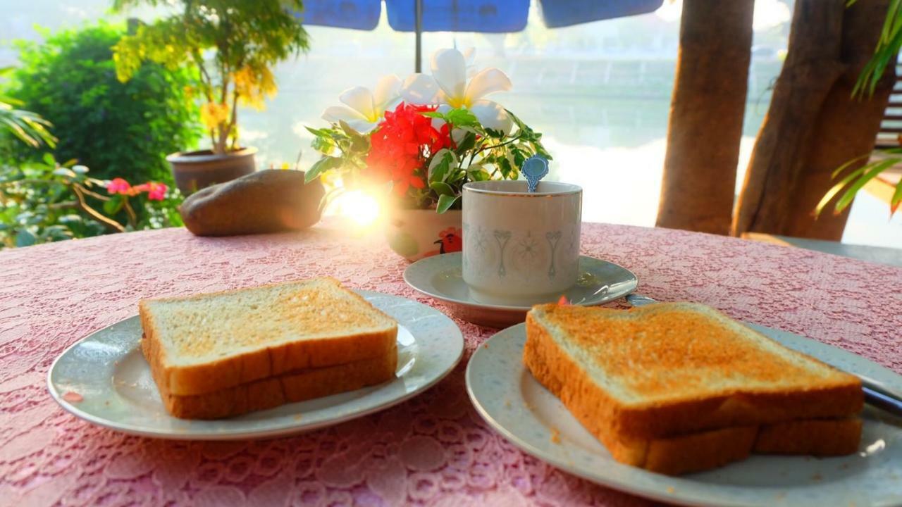 Bed and Breakfast Loy Manee House Ayutthaya Exteriér fotografie
